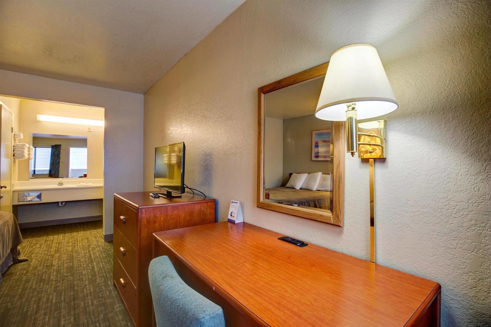 Good Nite Inn Salinas Bagian luar foto